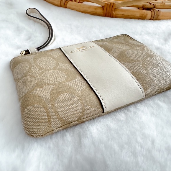 Coach Corner Zip Wristlet Wallet In Signature Canvas Cream White - Picture 3 of 12